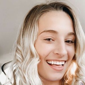 Meet your Posher, Sidney